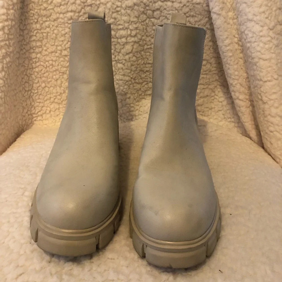 MIA Rigo Women’s Off-White Ankle Boots - Picture 6 of 10